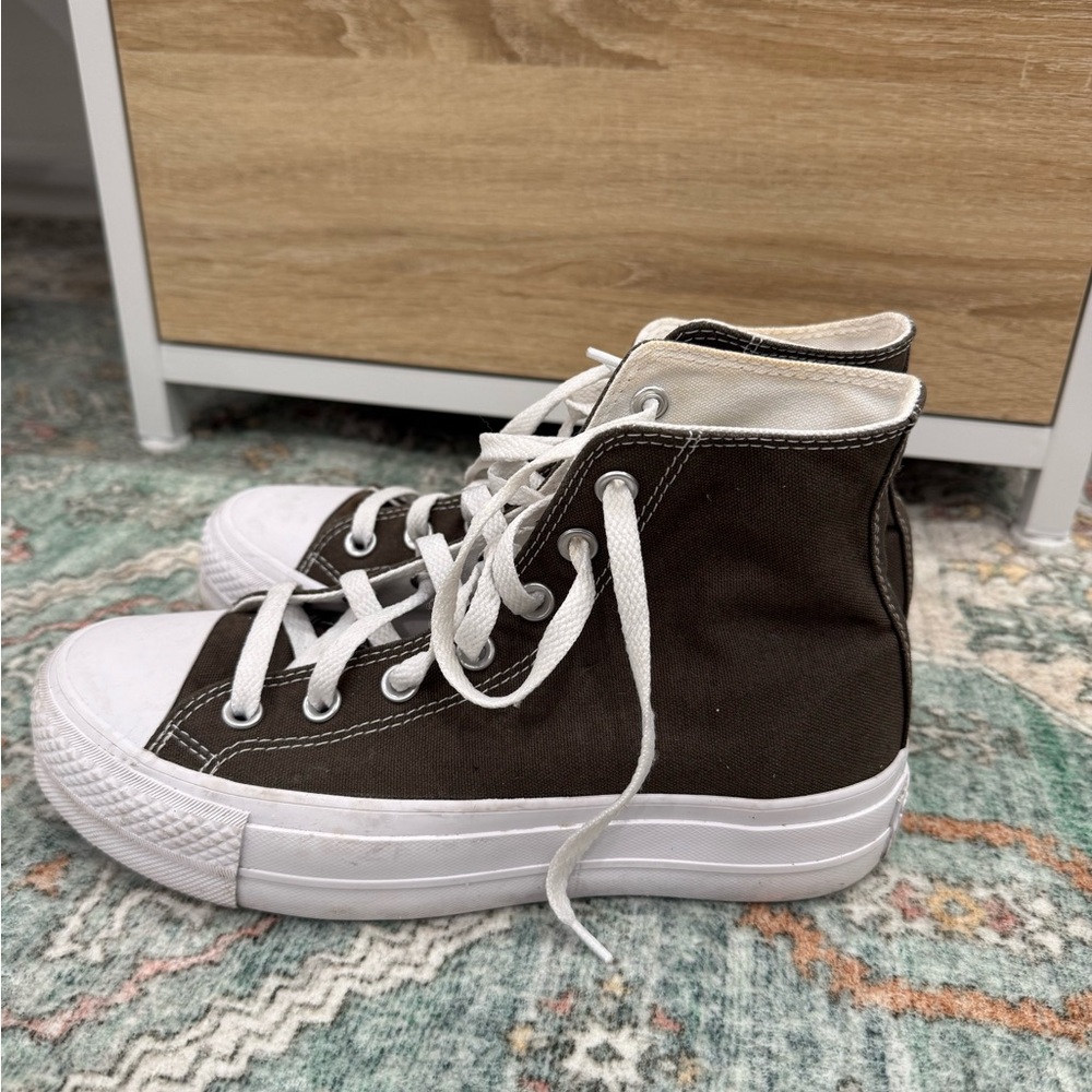 Converse platform sneakers